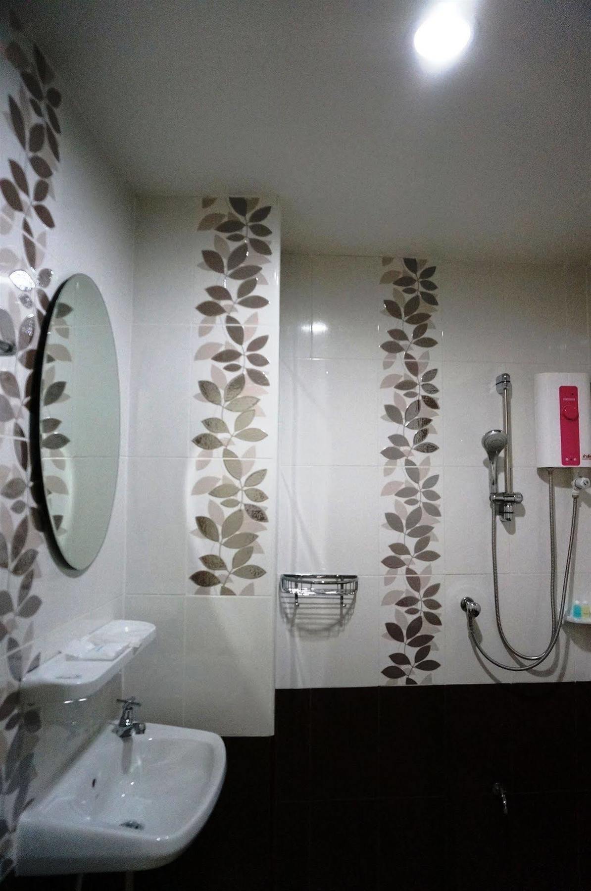 Baan Taweesuk Guest House Хуа Хин Экстерьер фото