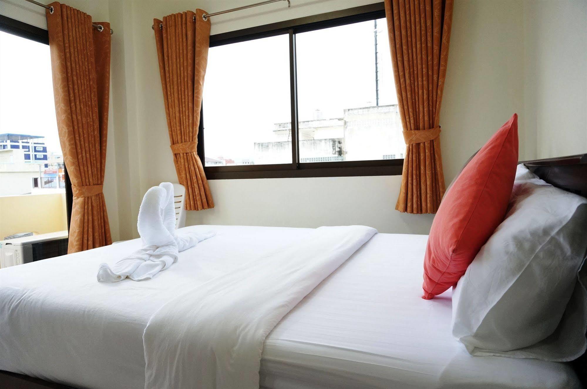Baan Taweesuk Guest House Хуа Хин Экстерьер фото